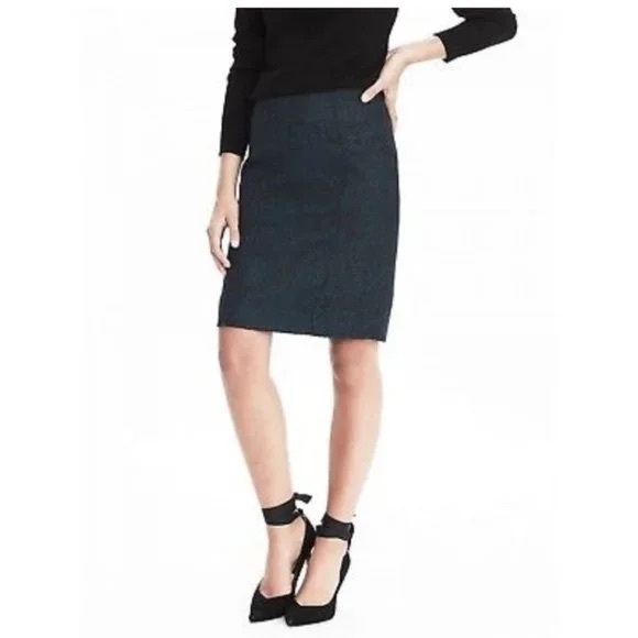 Banana Republic Textured Flannel Pencil Career Skirt Black and Teal - Picture 1 of 11